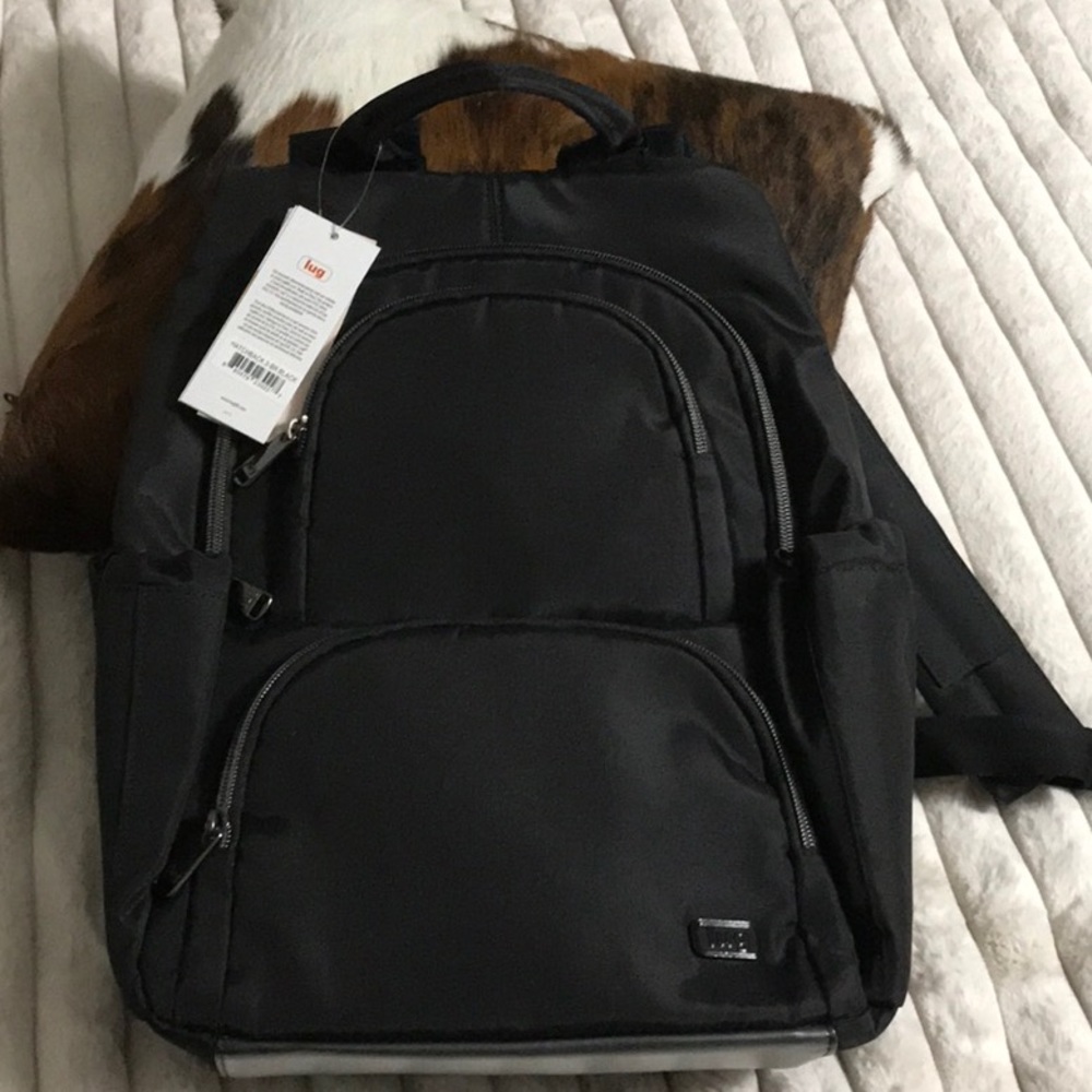 Lug Hatchback 3 Black - NWT